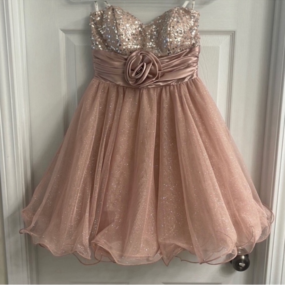 Homecoming dress